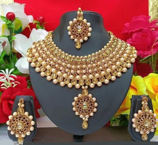 TRENDY BRIDAL NECKLACE SET